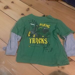 John deer long sleeve - size 4
